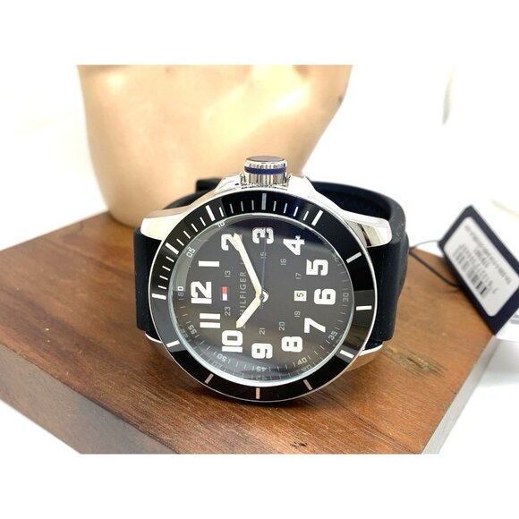 Tommy Hilfiger Men's Watch 1791661 Quartz Blue Dial Black Rubber Strap 46mm - Picture 9 of 14